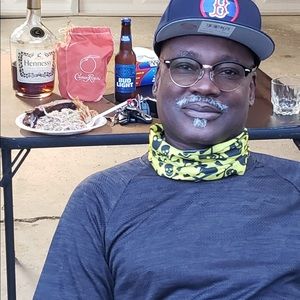 Meet your Posher, Leroy